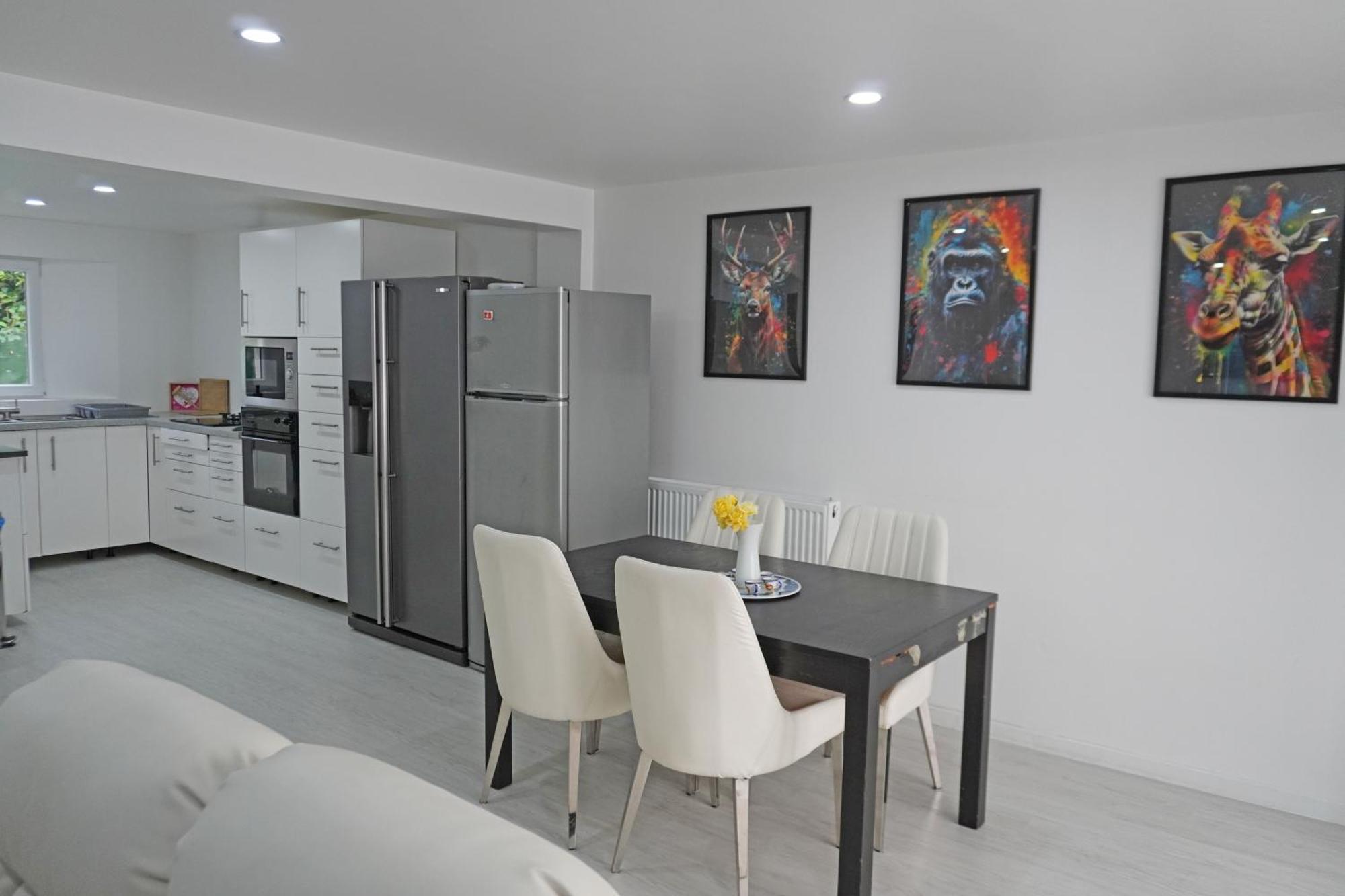 Appartement Entier 2 Chambres Chez Zarius อติส-มงส์ ภายนอก รูปภาพ