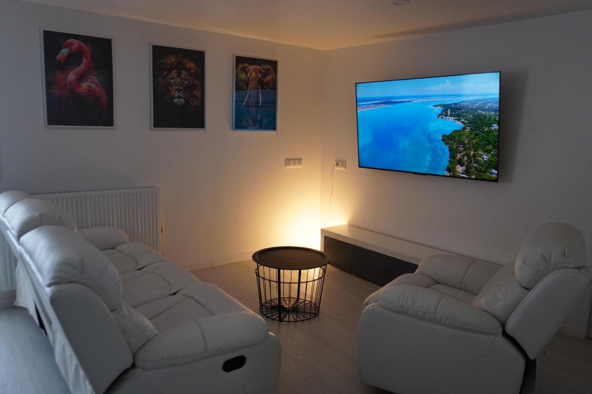 Appartement Entier 2 Chambres Chez Zarius อติส-มงส์ ภายนอก รูปภาพ